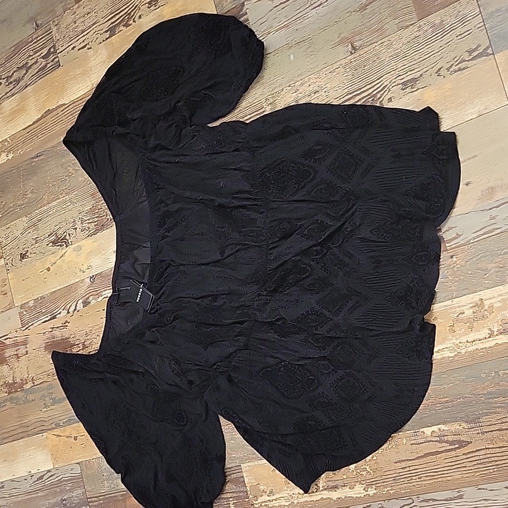 Torrid Flocked Square Neck Puff Sleeve Peasant‎ Top 6X